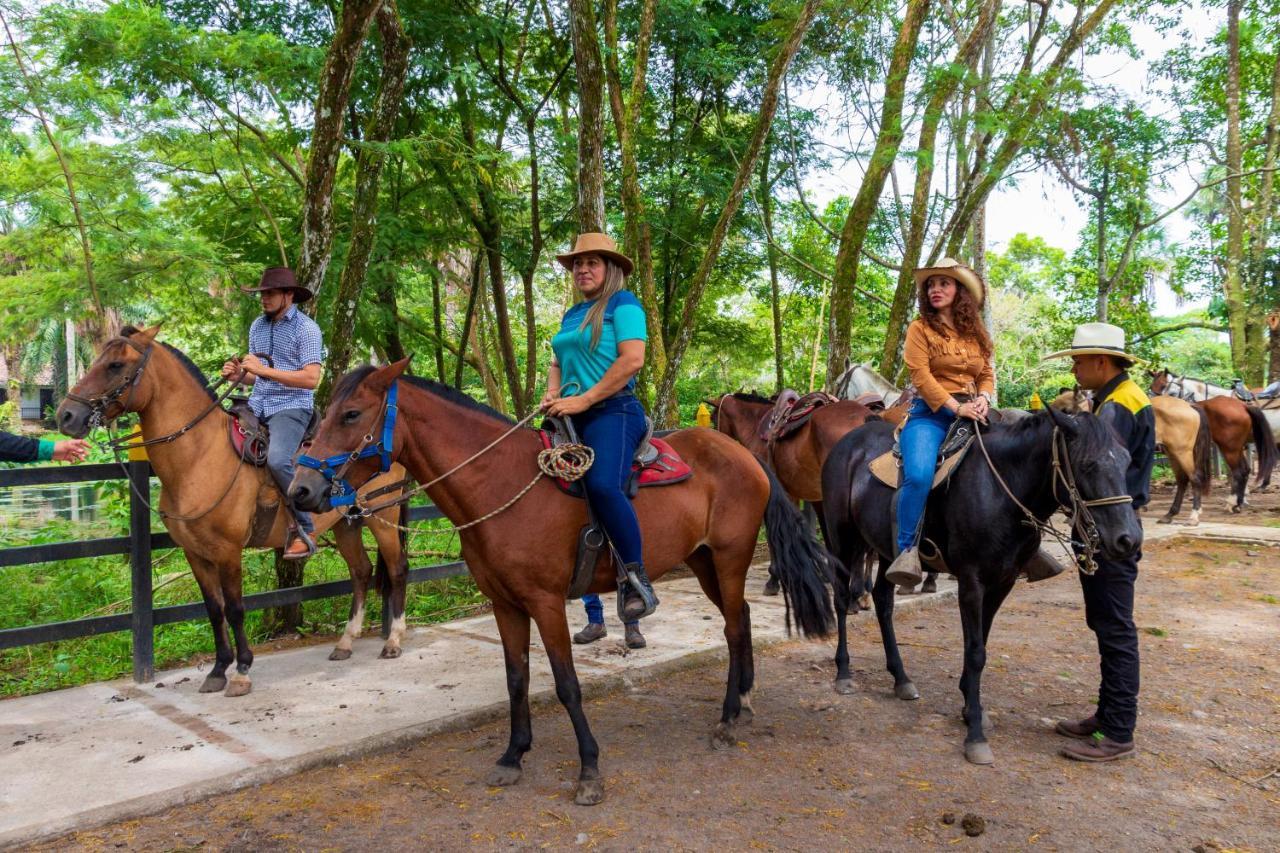 Hotel Campestre La Potra Apiay 외부 사진